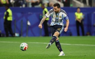 Cầu Thủ Sút Phạt Hay Nhất Hiện Nay Gọi Tên Lionel Messi
